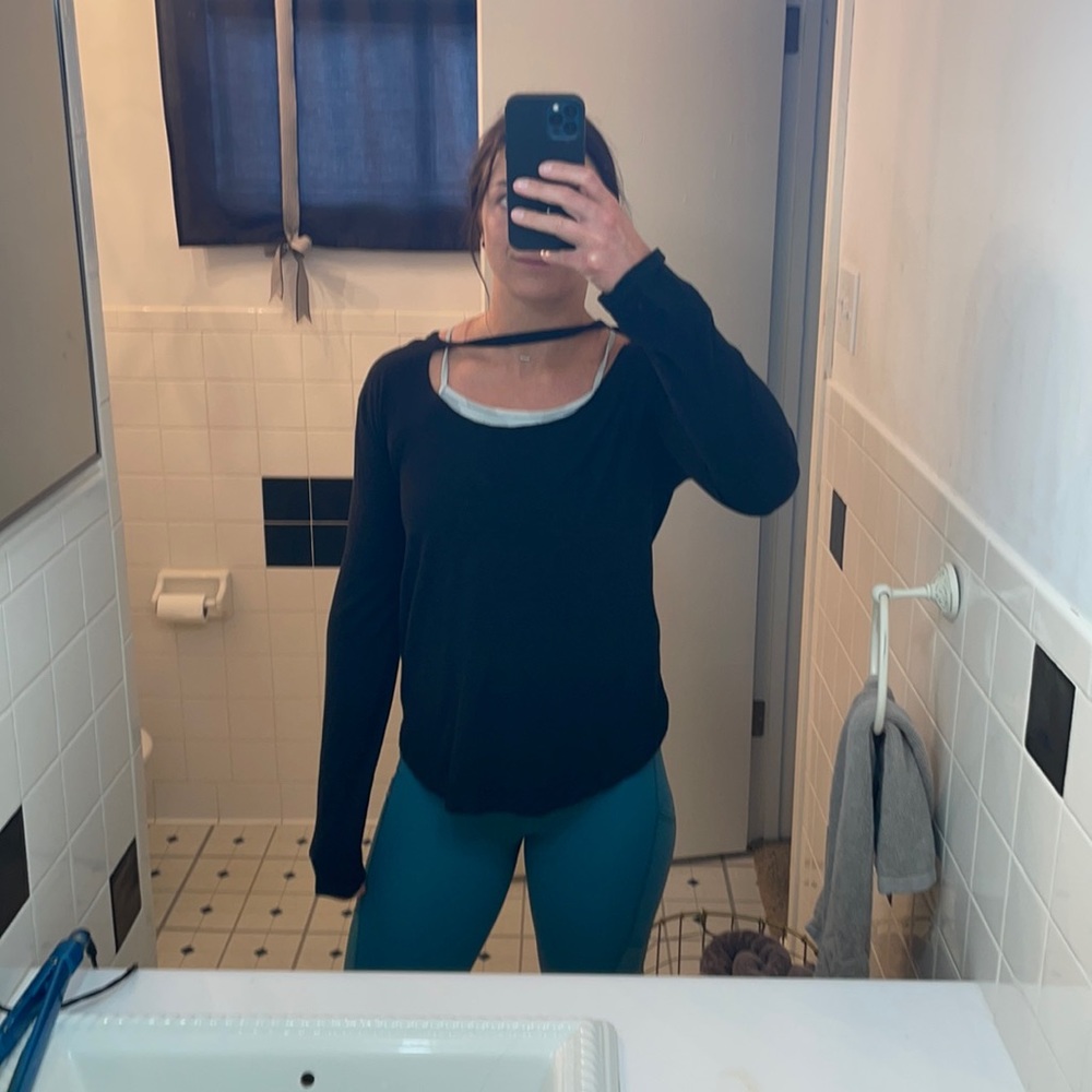 Uneven cut shirt long sleeve women’s size small